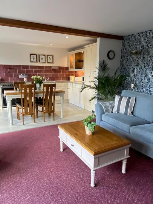 Woodland View At Hewish Mill Vila Bittadon Exterior foto